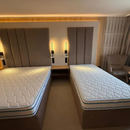 Luxor Hotel Burgas City