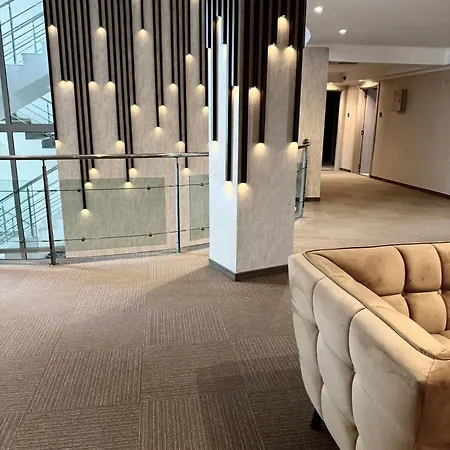 卢克索酒店 酒店