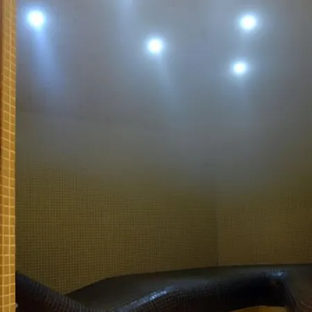 卢克索酒店 布尔加斯