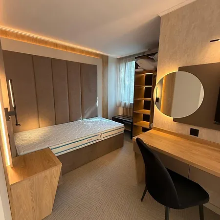 ホテル Luxor 3*