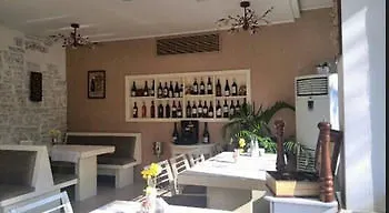 卢克索酒店 3*